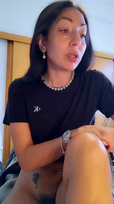 GattaRossah live cam on Cam4