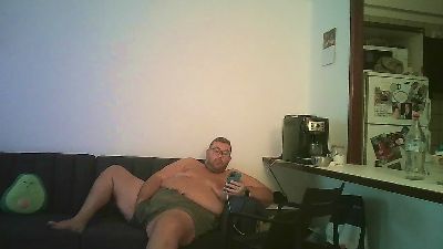 Gaychubby86 live cam on Cam4