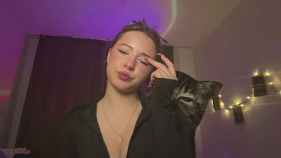 GayeJeangilles live cam on Cam4