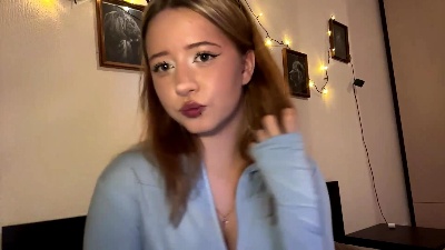 GayeJeangilles live cam on Cam4