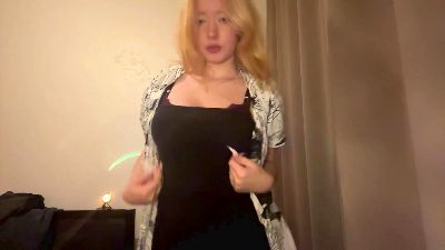 GayeJeangilles live cam on Cam4