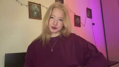 GayeJeangilles live cam on Cam4