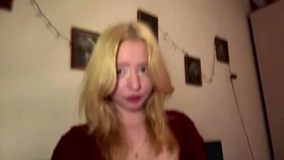 GayeJeangilles live cam on Cam4