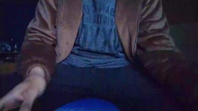 Gaymer8 live cam on Cam4