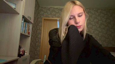 GaynelleBaj live cam on Cam4