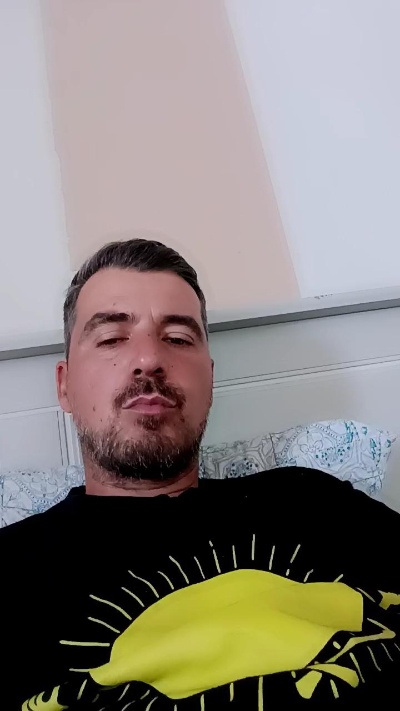 Gaz2022 live cam on Cam4