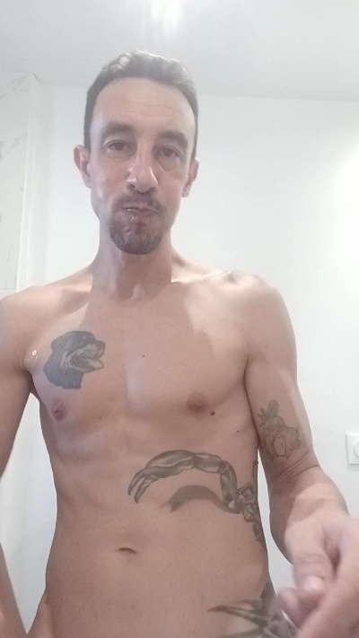 Gb40 live cam on Cam4