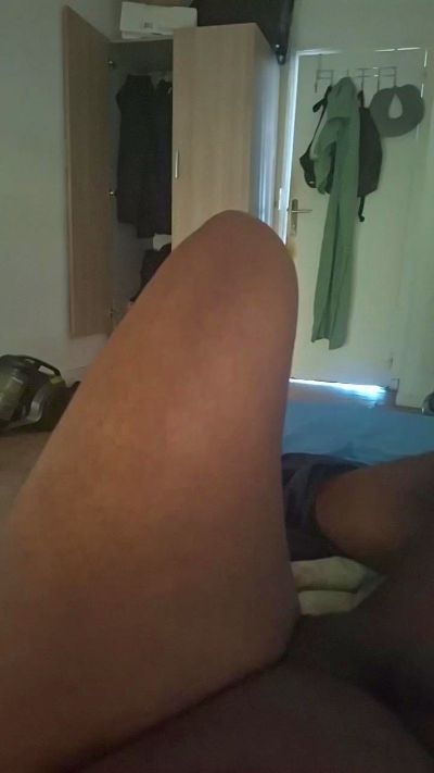 Gcoquin95 live cam on Cam4
