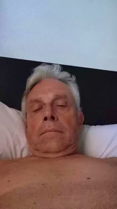 Geag60 live cam on Cam4