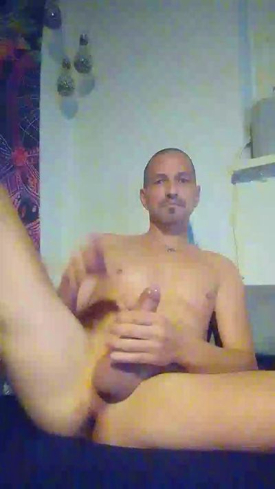 GeilerKlausi35 live cam on Cam4