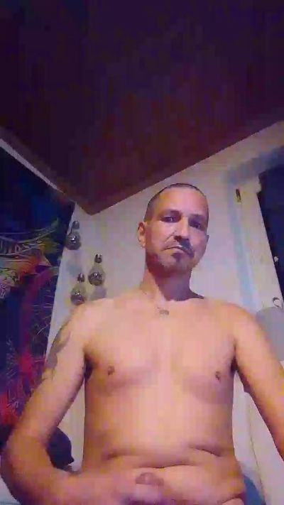 GeilerKlausi35 live cam on Cam4