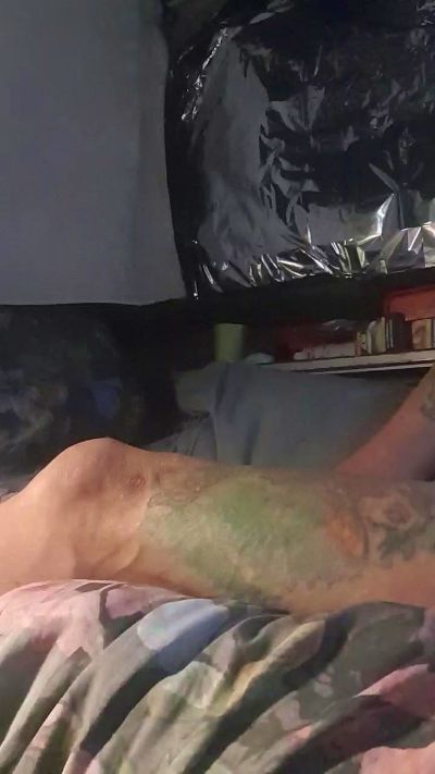 Geileslaaf1 live cam on Cam4