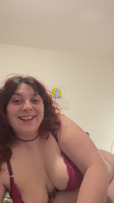 Gemma live cam on Cam4