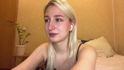 GenesisElder live cam on Cam4