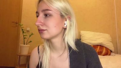 GenesisElder live cam on Cam4