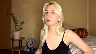 GenesisElder live cam on Cam4