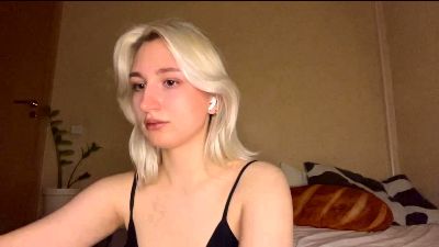 GenesisElder live cam on Cam4