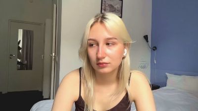 GenesisElder live cam on Cam4
