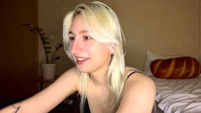 GenesisElder live cam on Cam4