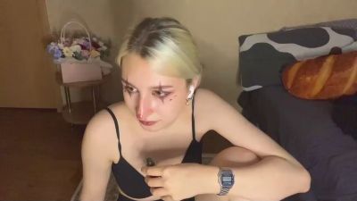 GenesisElder live cam on Cam4