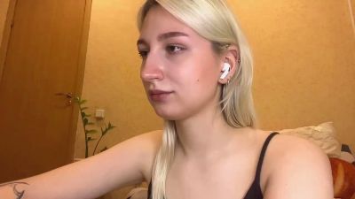 GenesisElder live cam on Cam4