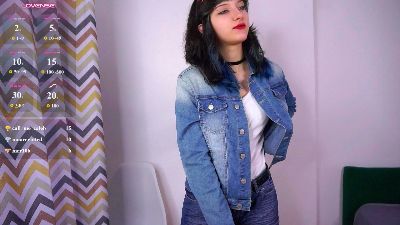 GenevieIbsen live cam on Cam4