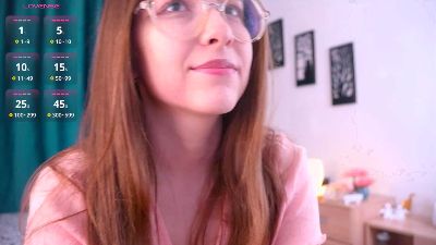 GeneviveCushway live cam on Cam4