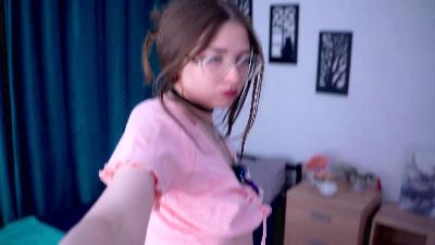 GeneviveCushway live cam on Cam4