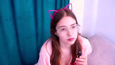 GeneviveCushway live cam on Cam4