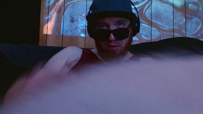 Genitalwars live cam on Cam4