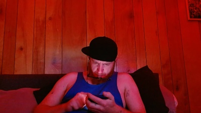 Genitalwars live cam on Cam4