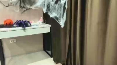 GennieCassano live cam on Cam4