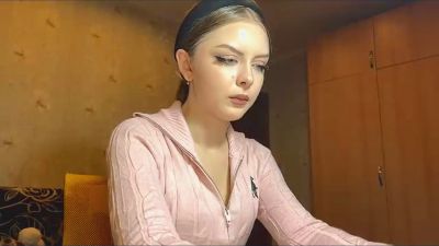 GennieSolinger live cam on Cam4