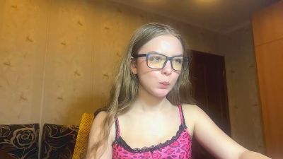 GennieSolinger live cam on Cam4