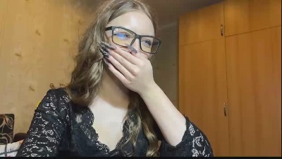GennieSolinger live cam on Cam4