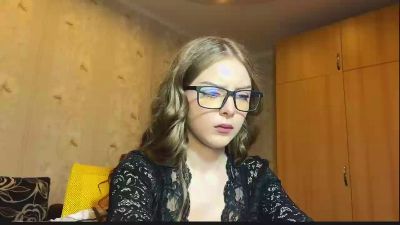 GennieSolinger live cam on Cam4
