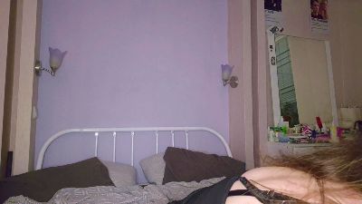 GenovevaHalen live cam on Cam4
