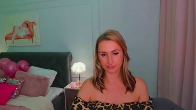 GentleFlowe live cam on Cam4
