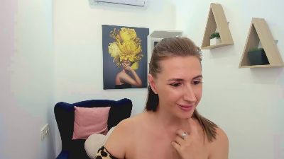 GentleFlowe live cam on Cam4