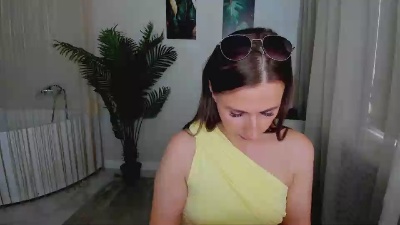 GentleFlowe live cam on Cam4