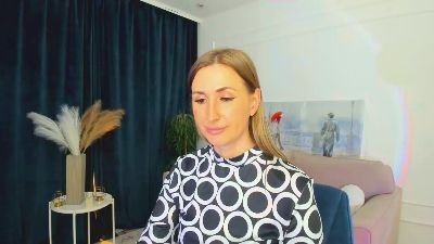 GentleFlowe live cam on Cam4