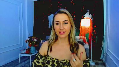 GentleFlowe live cam on Cam4