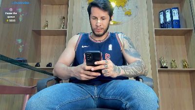 George_Diesell live cam on Cam4