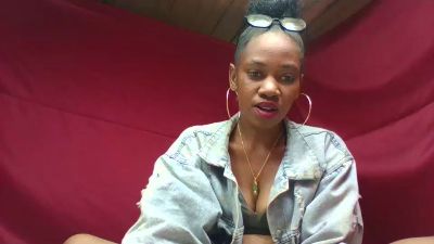 Georgina96 live cam on Cam4