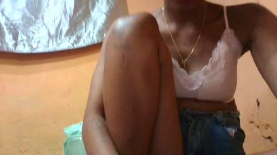 Georgina96 live cam on Cam4