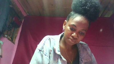 Georgina96 live cam on Cam4