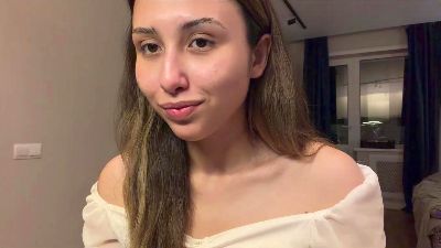 GeralynWolz live cam on Cam4