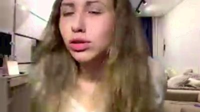 GeralynWolz live cam on Cam4