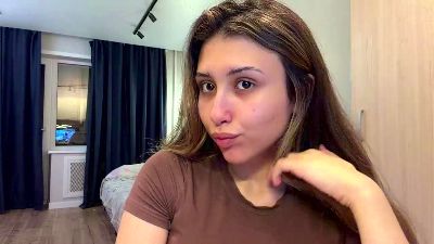 GeralynWolz live cam on Cam4