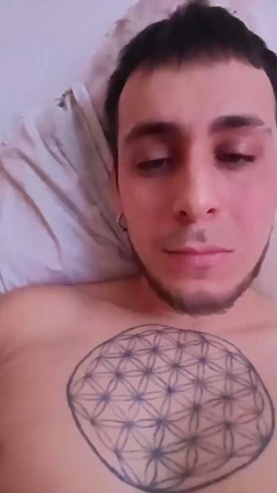 Germanemi5 live cam on Cam4
